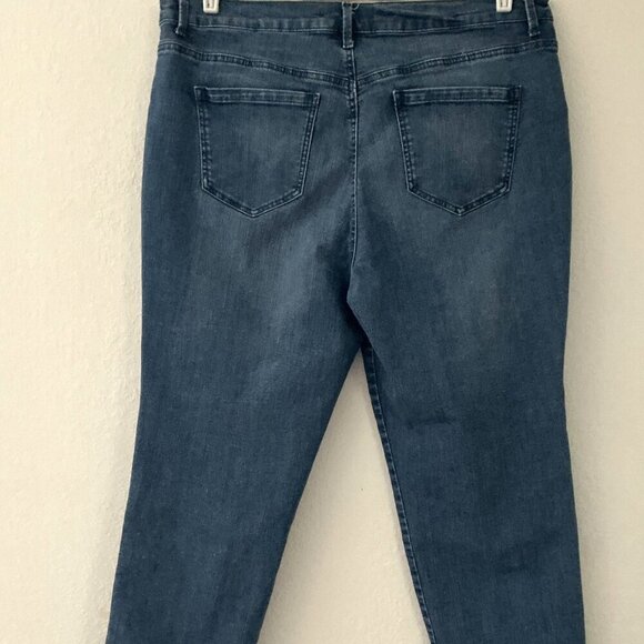 PLUS GLORIA VANDERBILT AMANDA JEANS 18 W SHORT - Picture 6 of 9